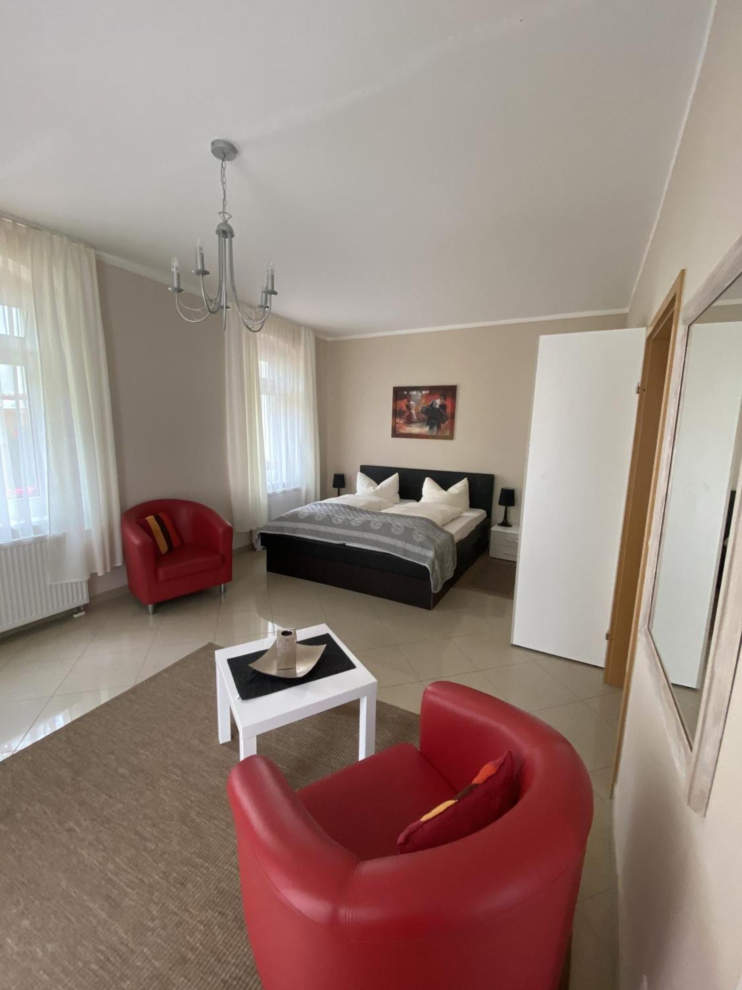 Apartments Und Zimmer Gaestehaus Matthias Dresden Room photo